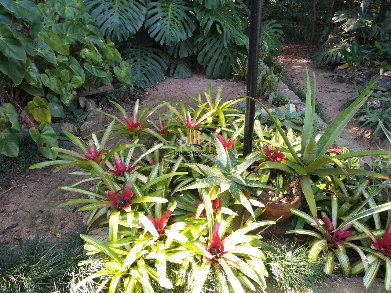 Casa para Venda - 290m², 13 dormitórios, sendo 6 suites, 10 vagas - Belém Novo, Porto Alegre
