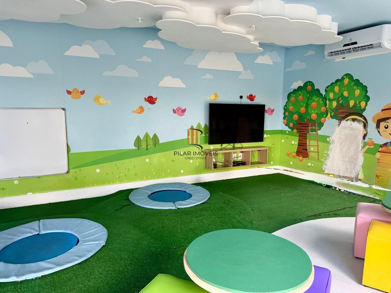 Apartamento com box duplo no bairro Teresópolis