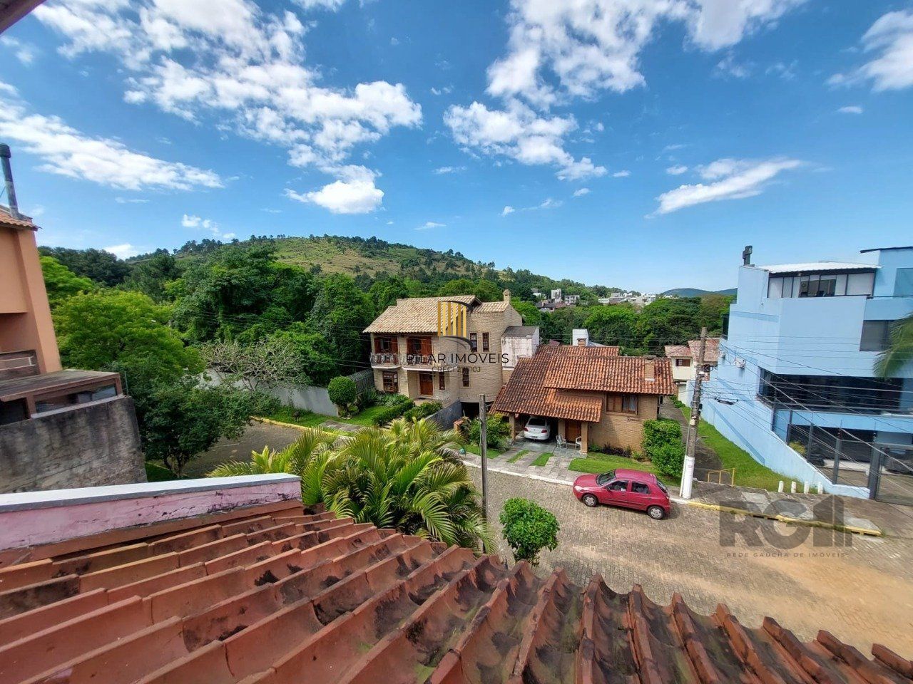 CASA 3 QUARTOS - ESPÍRITO SANTO - PORTO ALEGRE - RS