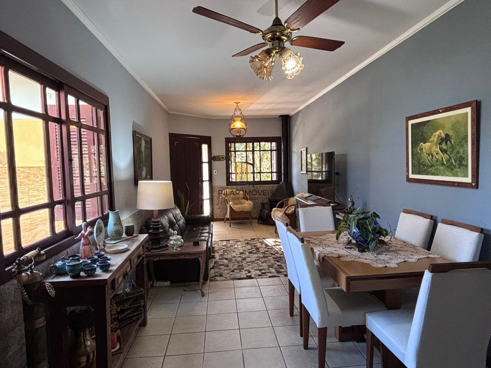Casa 3 dormitórios no bairro Ipanema