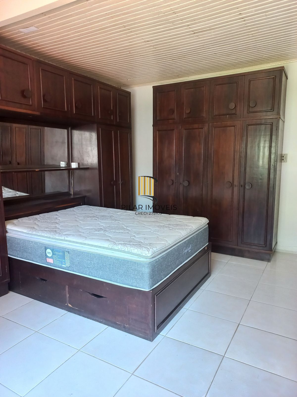 Casa Residencial à Venda em Porto Alegre, Rio Grande do Sul