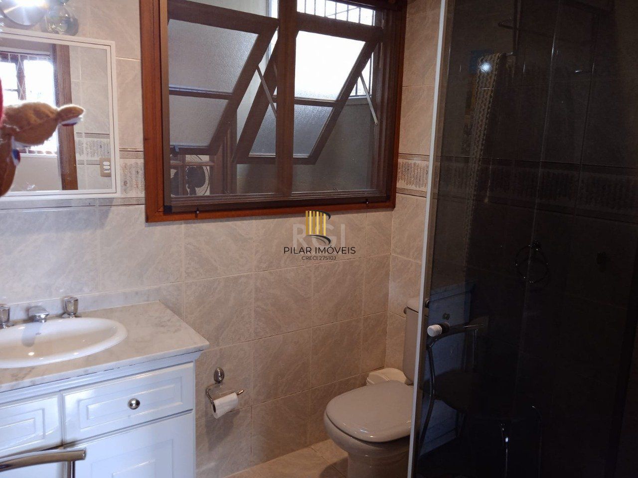Apartamento com 128.25m², 3 dormitórios, sendo 2 suites, 1 vaga, Petrópolis,