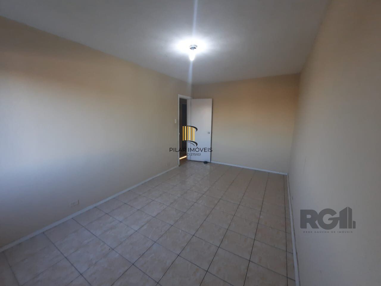 Casa 3 dormitórios no bairro Parque Amador