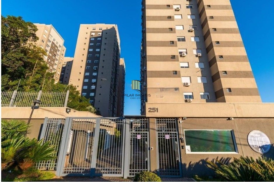 Excelente apto 2 dormitórios, 55m² privativos com churrasqueira, andar alto no JARDIM CARVALHO, condomínio completa infra. - Pilar Imóveis