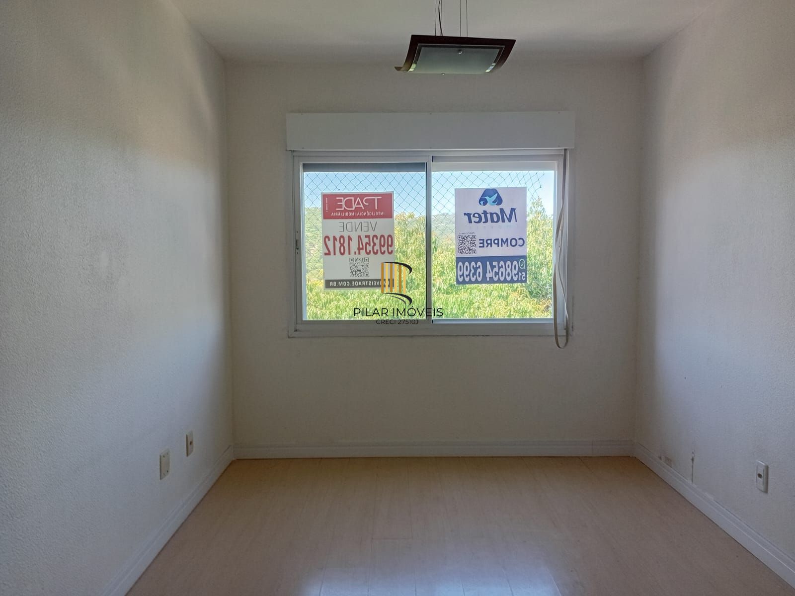 Apartamento de 1 quarto semimobiliado no bairro Tristeza em Porto Alegre.