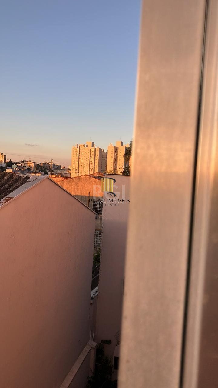 Apartamento de 2 dormitórios no bairro Passo d´Areia