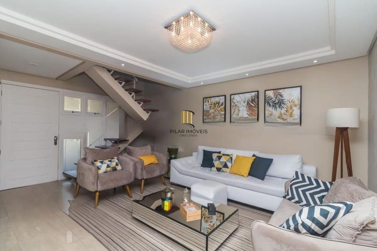 Casa com 03 quartos no Bairro de Ipanema em Porto Alegre/RS