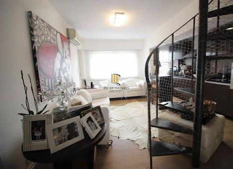 Cobertura junto ao Moinhos de Vento, frente Av. Goethe