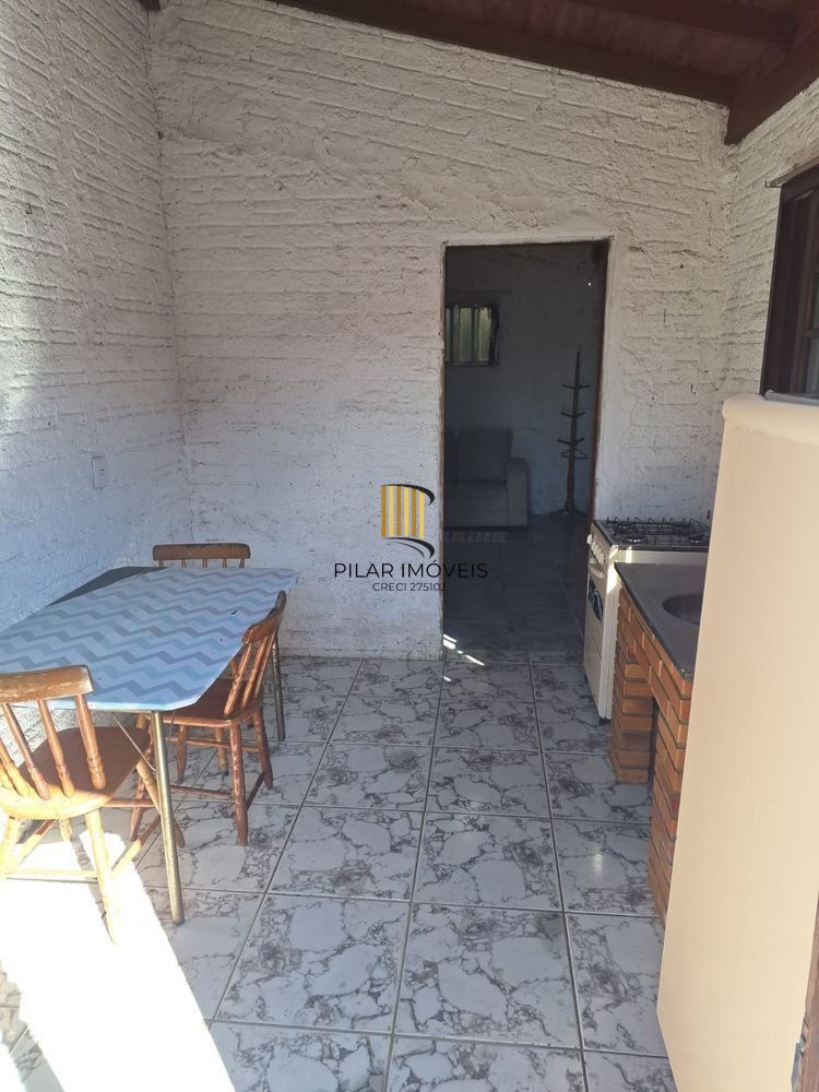 Oportunidade Única em Nova Tramandaí – Casa com 2 Dormitórios + 2 Kitnets nos Fundos!