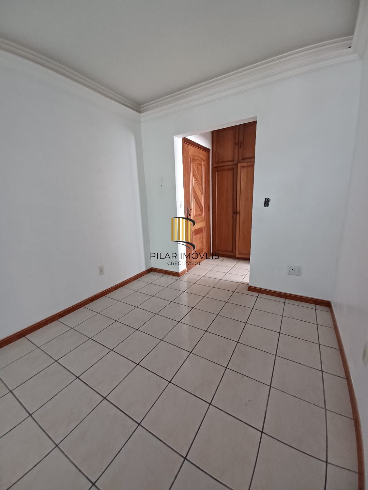 APARTAMENTO 2 DORMITÓRIOS – ÓTIMO ESTADO | LOCALIZAÇÃO PRIVILEGIADA