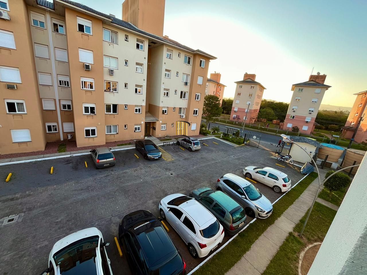 Apartamento com 02 quartos e 01 vaga no Bairro Restinga em Porto Alegre