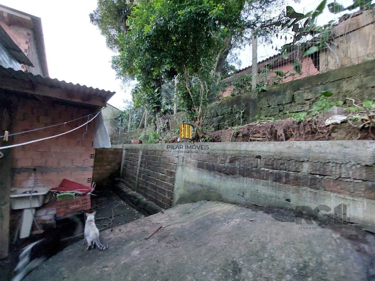 TERRENO COM CASA 2 DORMITORIOS, NO BAIRRO VILA NOVA, EM PORTO ALEGRE, RS