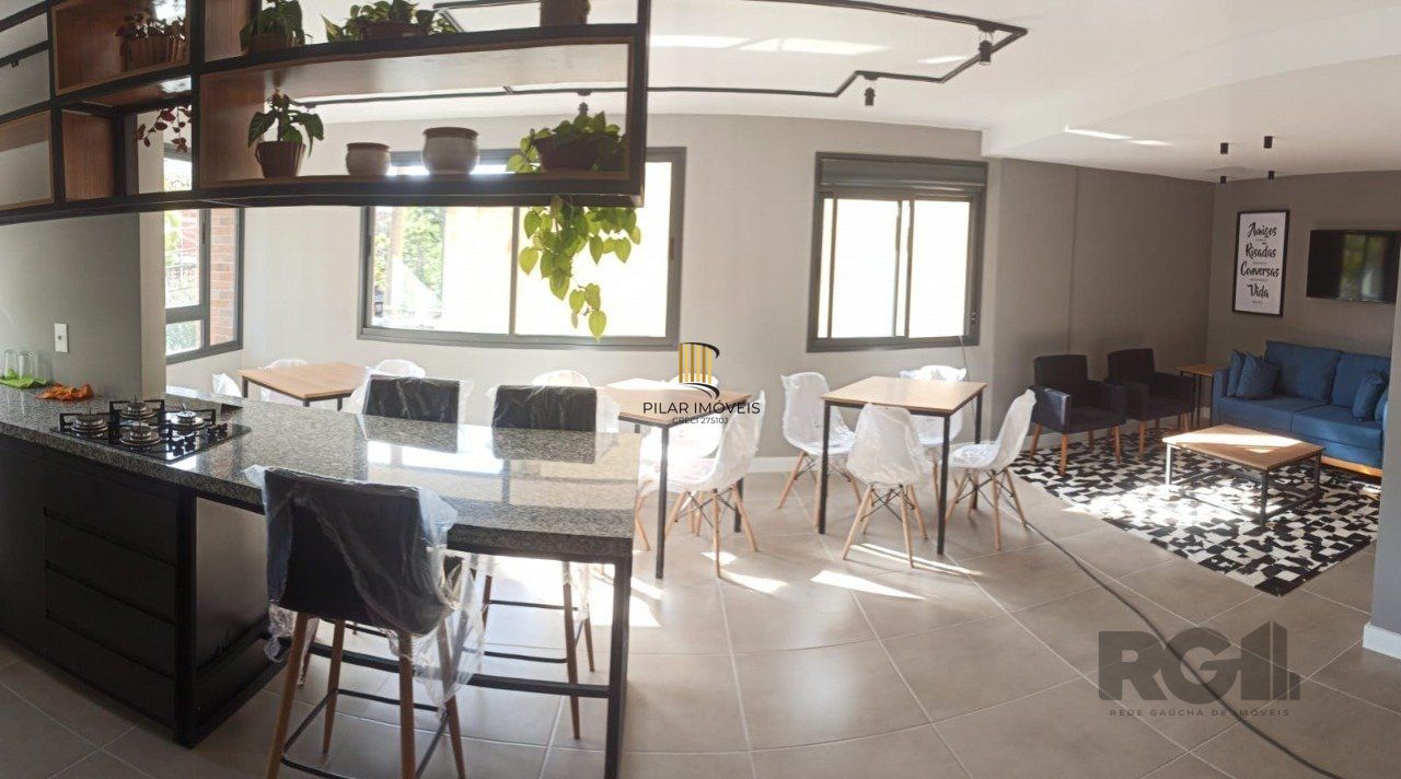 Grande OPORTUNIDADE!! Lindo Apartamento, com amplo Garden privado!!! Sua localização privilegiada, é com certeza um diferencial de destaque deste imóvel