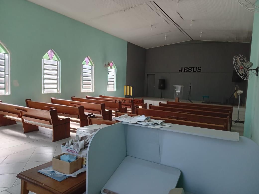 Prédio comercial no bairro Camaquã em Porto Alegre/RS.