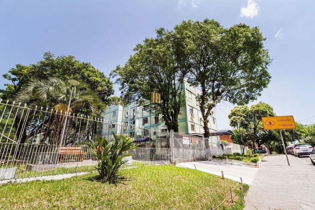 Apartamento térreo, dois dormitórios, bairro Camaquã Porto Alegre