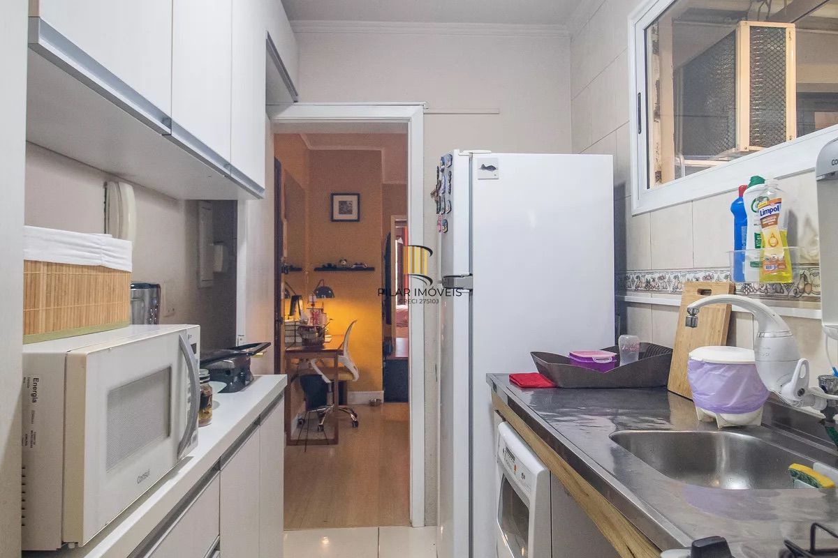 Casa 2 dormitórios no bairro Cristal