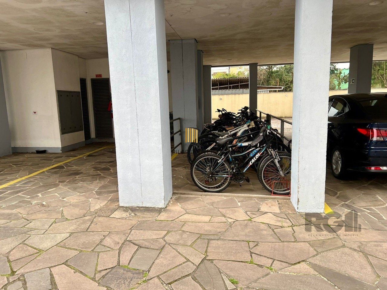Apartamento 2 dormitórios mobiliado no bairro  Partenon.