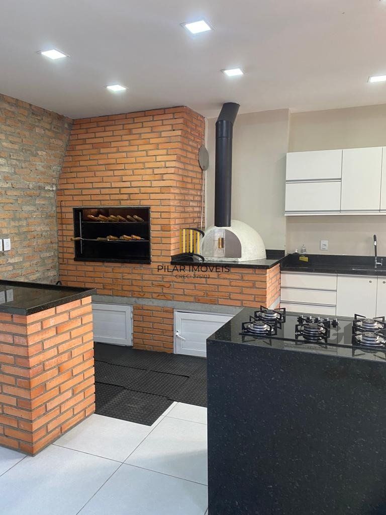 Apartamento com 2 quartos, 1 vaga de garagem, no bairro Medianeira, Porto Alegre/RS