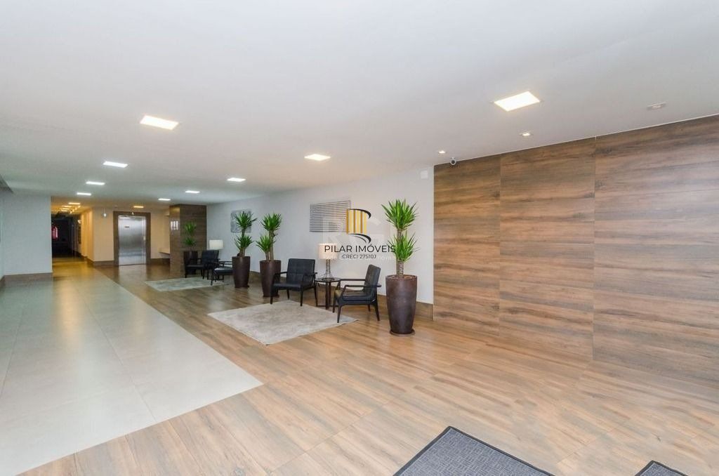 Apartamento com 3 quartos, 1 suíte, churrasqueira, 2 vagas de garagem, no bairro Cristal, Porto Alegre/RS