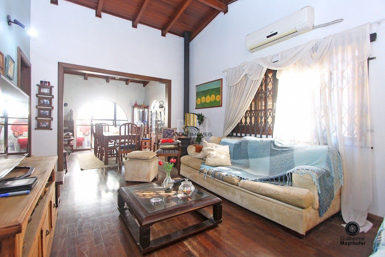 Casa para Venda - 249.54m², 4 dormitórios, sendo 1 suites, 5 vagas - Ipanema