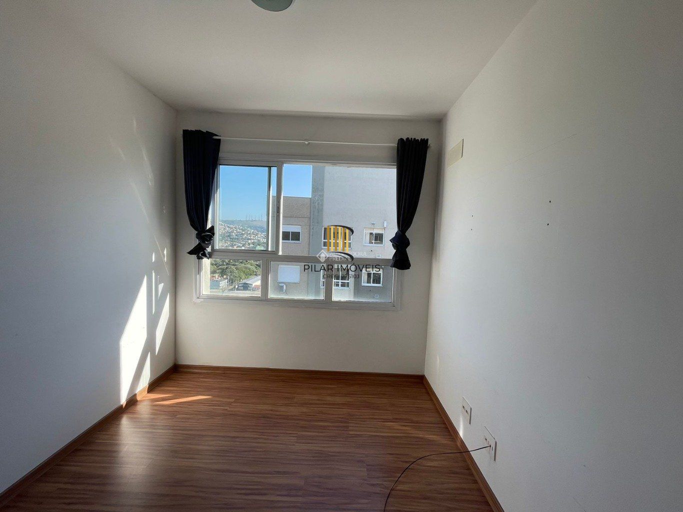 Excelente apto 2 dormitórios, 55m² privativos com churrasqueira, andar alto no JARDIM CARVALHO, condomínio completa infra.