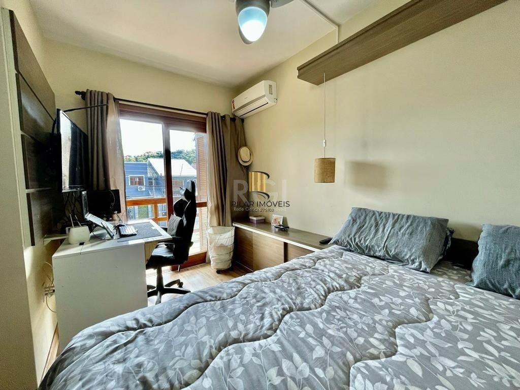 Casa para Venda - 90.34m², 2 dormitórios, sendo 1 suites, 1 vaga - Vila Nova, Porto Alegre