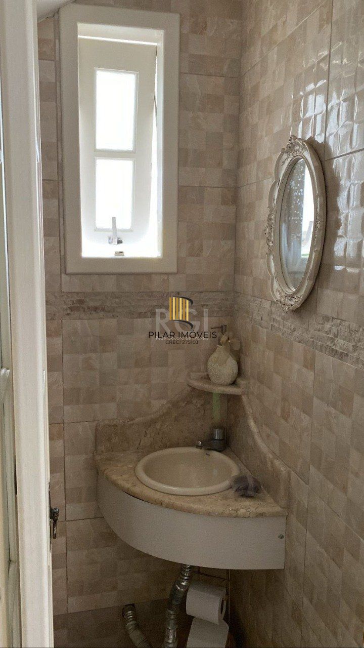 Ótima casa no condomínio Jardins do Prado bairro Hípica  com 70m² Porto Alegre RS