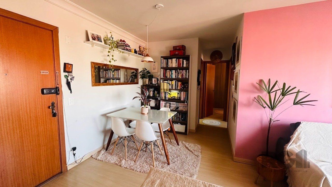 Apartamento 2 dormitórios no bairro Azenha - Pilar Imóveis