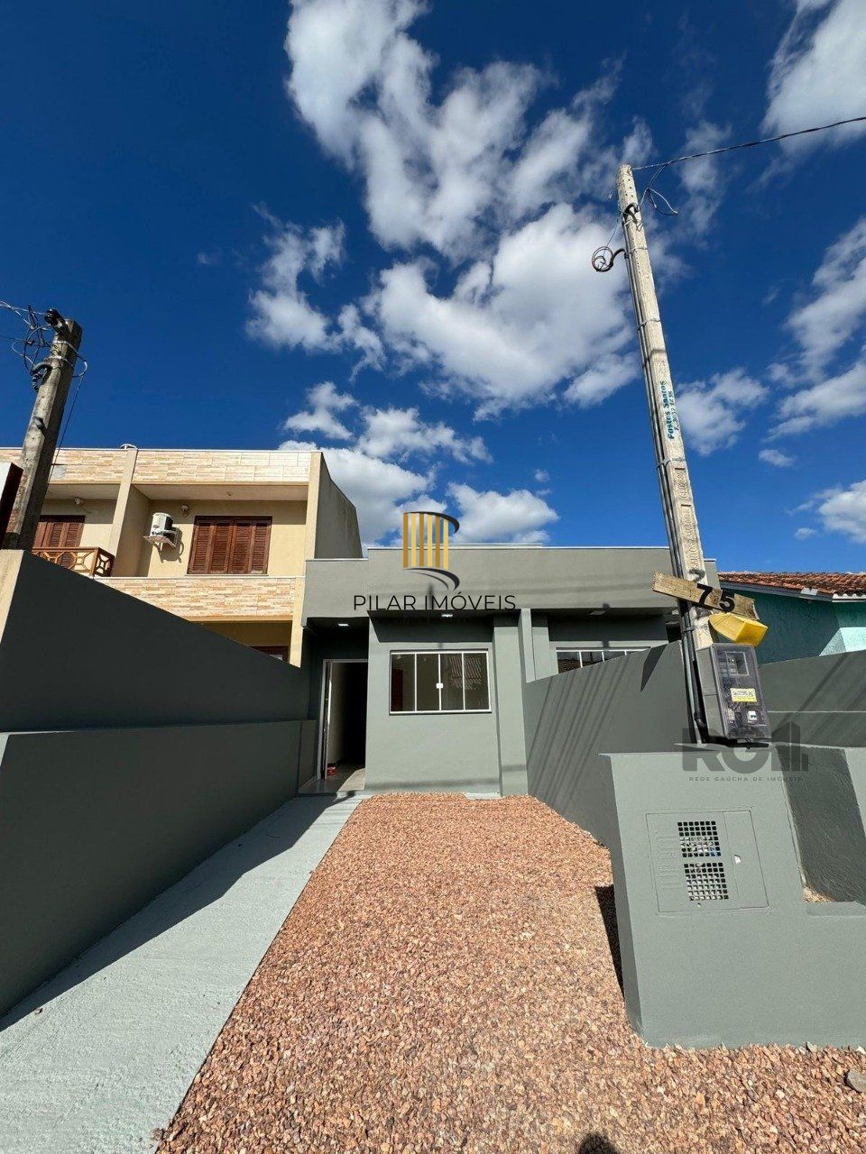 Casa geminada, 2 quartos a venda no Bairro Olaria Canoas.