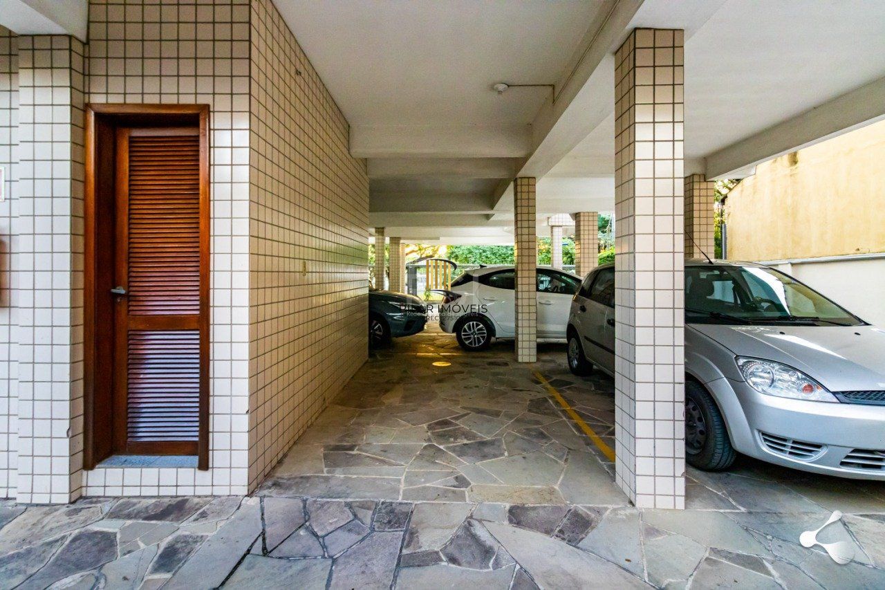EXCELENTE APARTAMENTO DE 3 DORMITÓRIOS E 2 VAGAS DE GARAGEM