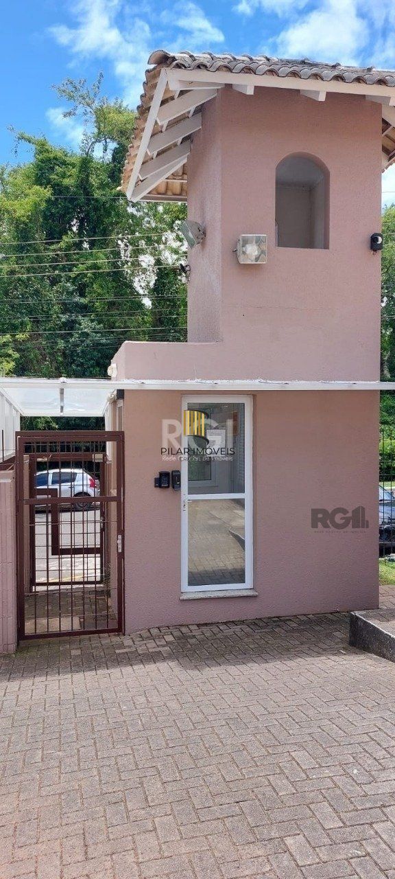 Casa de Condomínio 2 dormitórios no bairro Vila Nova