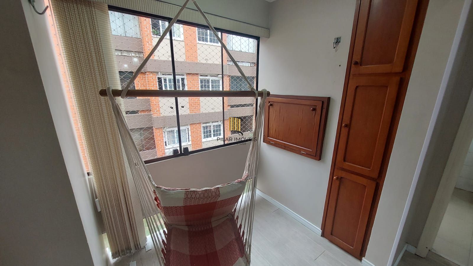 2 QUARTOS  - SACADA COM CHURRASQUEIRA - ELEVADOR - CAVALHADA - PORTO ALEGRE - RS