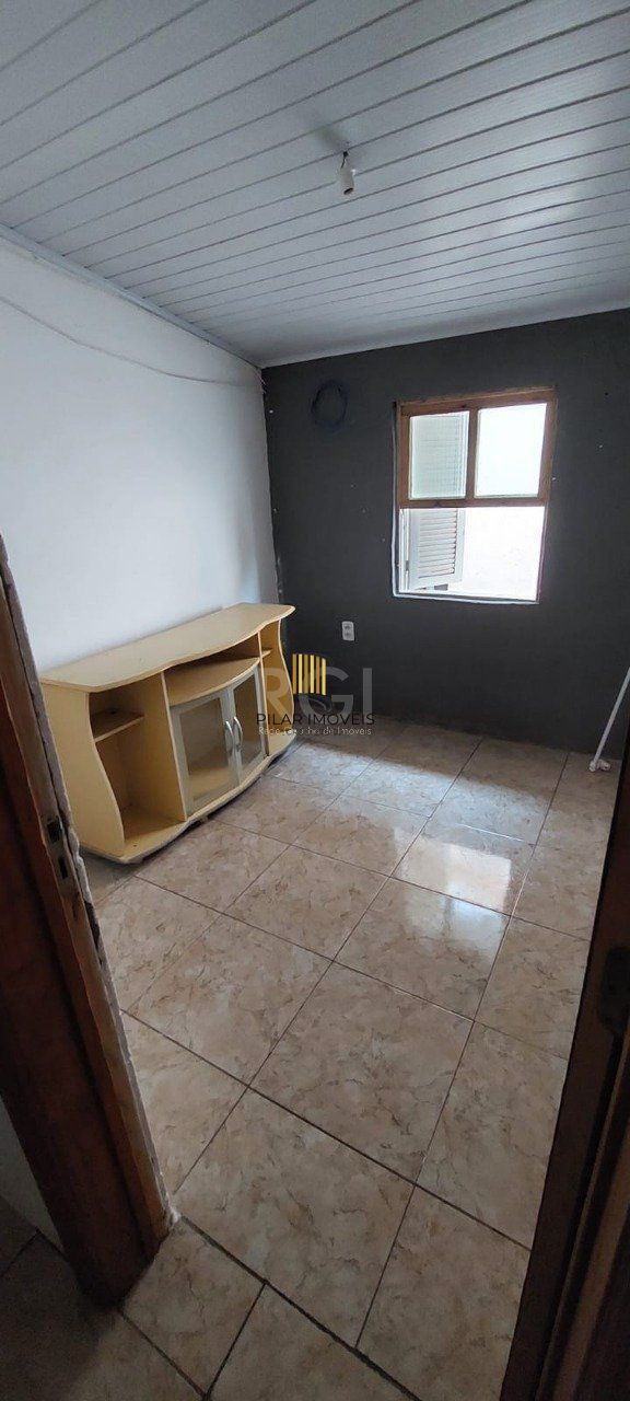 Casa para Venda - 78m², 2 quartos, 2 vagas - Santo Inácio, Esteio