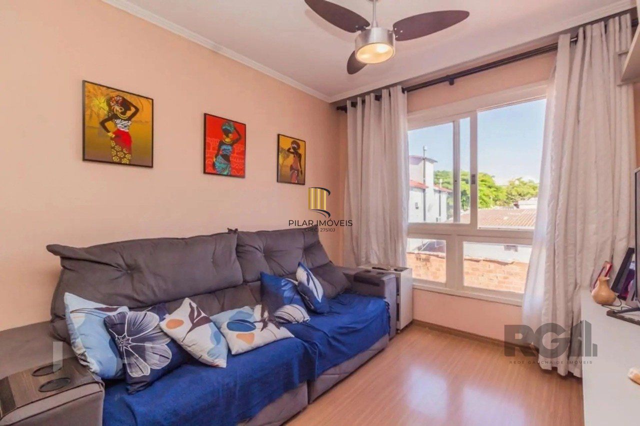 Apartamento com 02 quartos com 01 vaga de garagem coberta e escriturada.