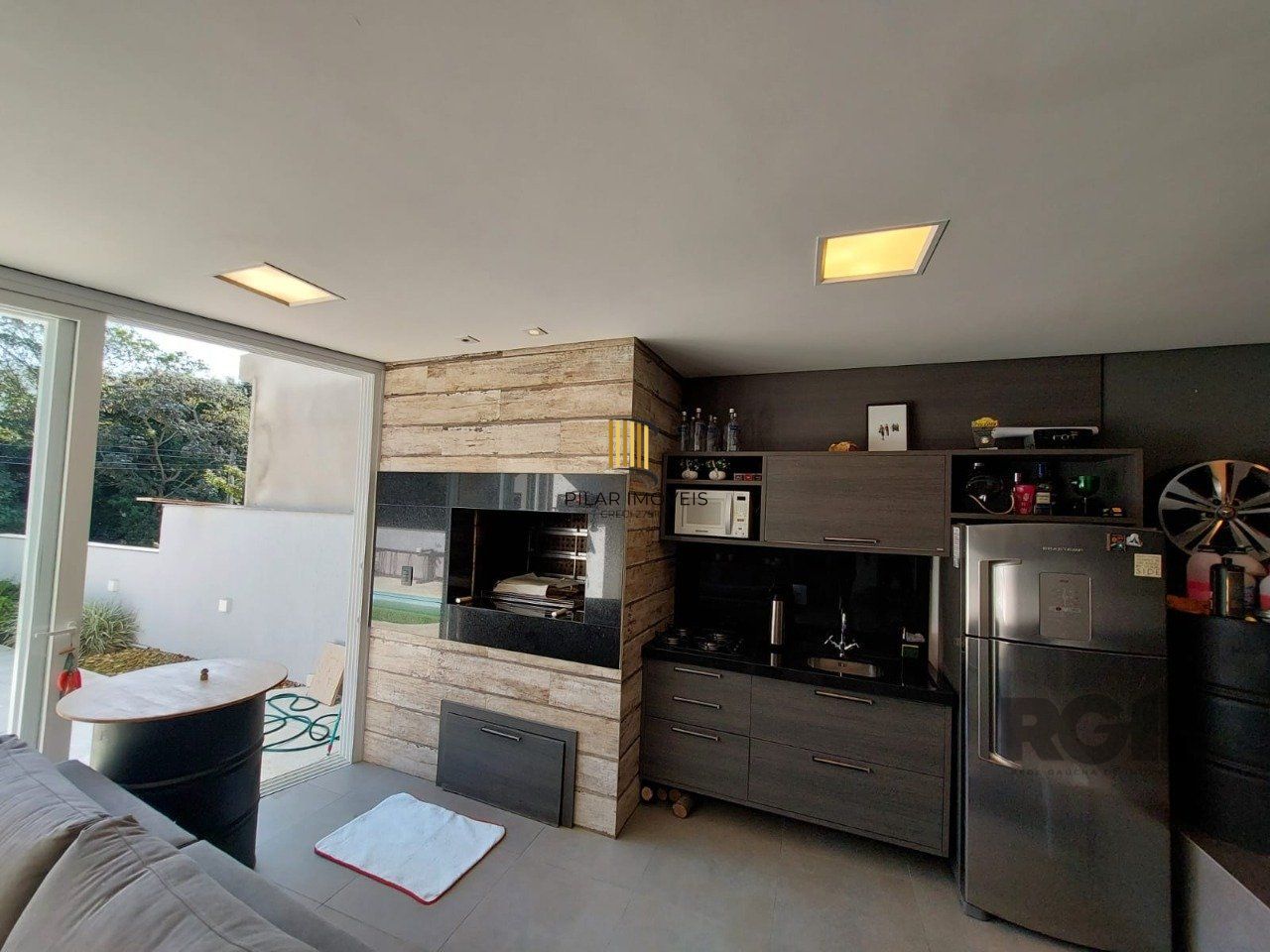 Casa para Venda - 296m², 3 dormitórios, sendo 1 suites, 3 vagas - Vila Nova, Porto Alegre