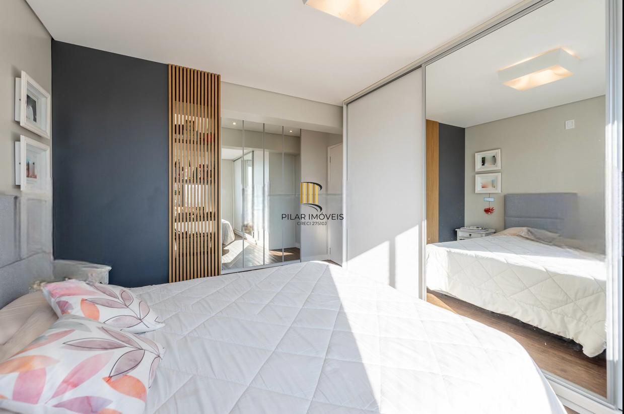 Cobertura com 157m2, 3 dormitórios no bairro Boa Vista.