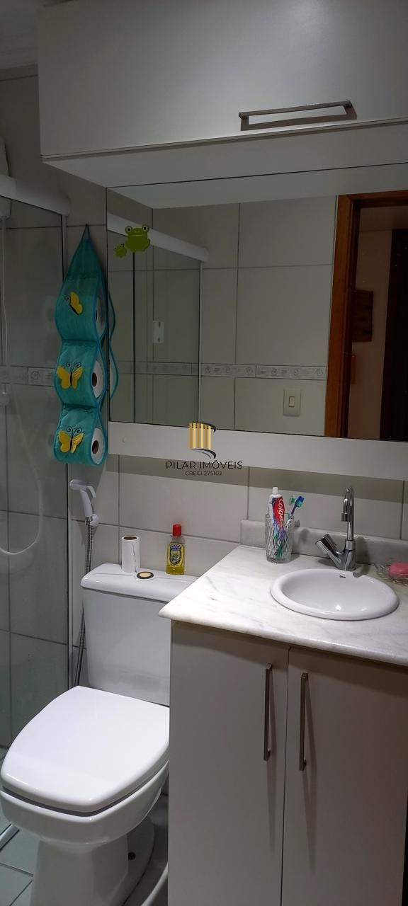 Apartamento de 2 dormitórios com vaga no bairro Vila Nova