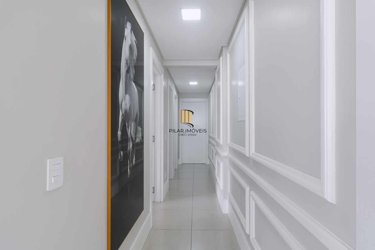 Apartamento com 03 Quartos (01 suíte) e 02 vagas na Praia de Torres RS