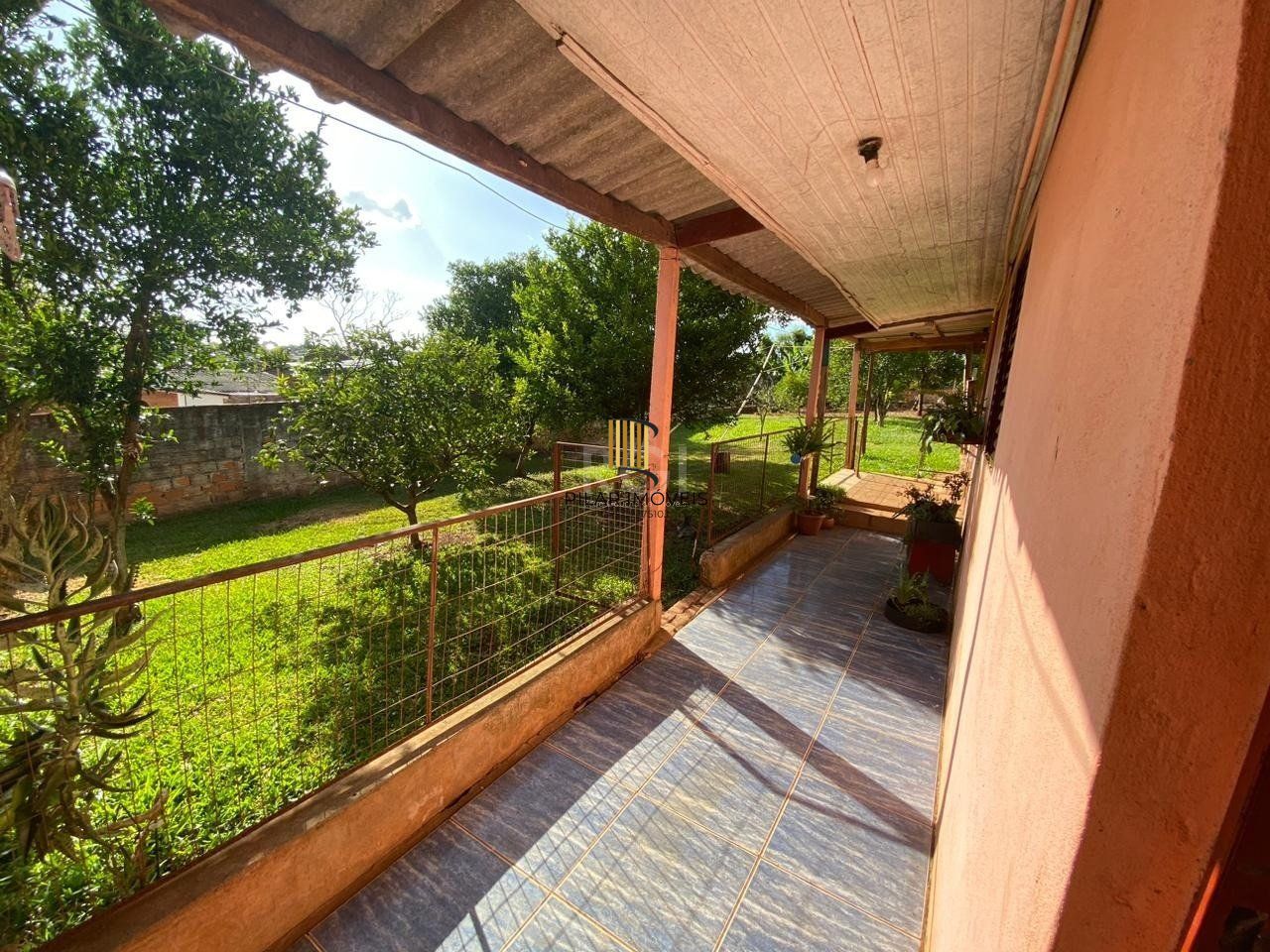 Casa com 3 quartos, 1 suíte, vaga de garagem, varanda, no bairro Hilda, Cruz Alta/RS - Pilar Imóveis