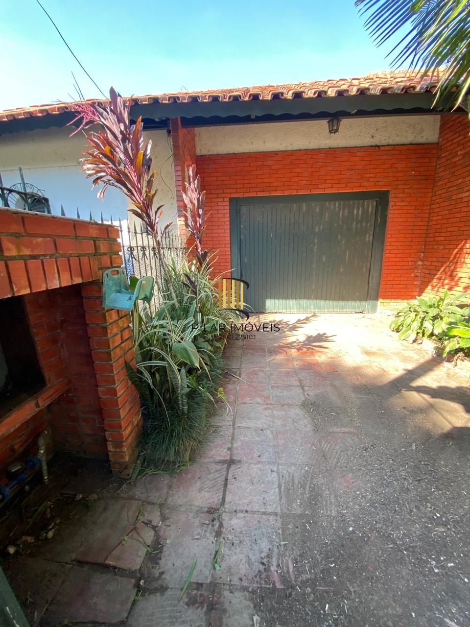 Casa 3 dormitórios no bairro Ipanema