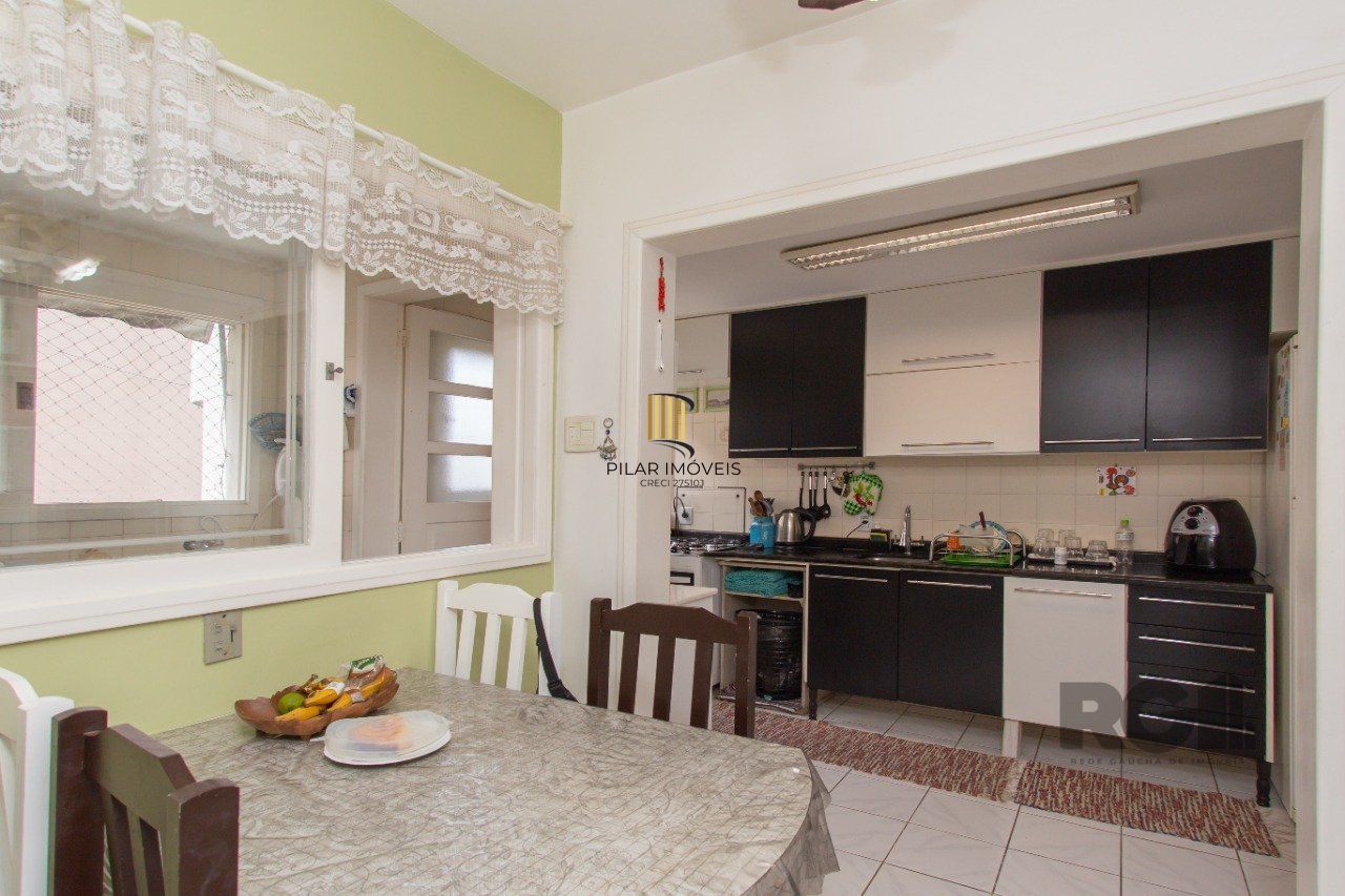 Apartamento 3 dormitórios no bairro Menino Deus