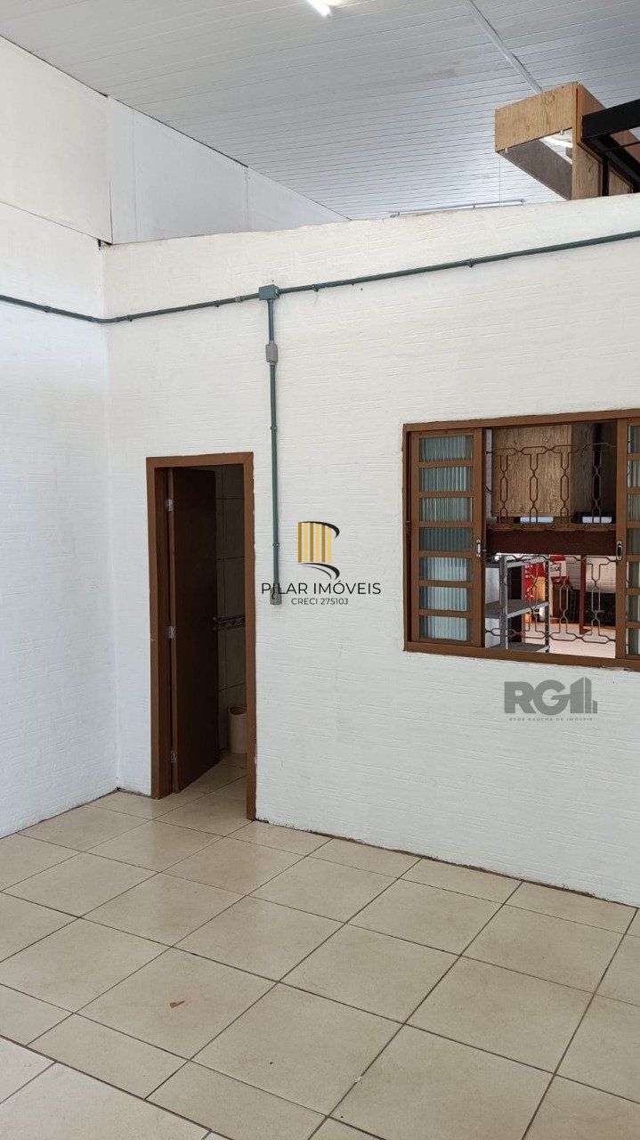 casa mista com 2 vagas na cavalhada Porto Alegre /RS