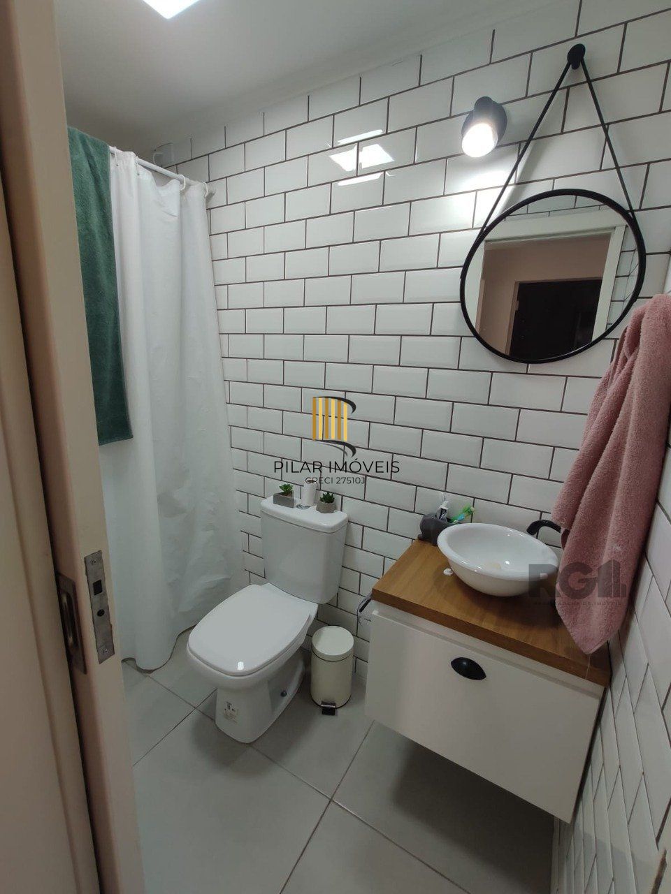 Apartamento à venda com 2 quartos, 63m²