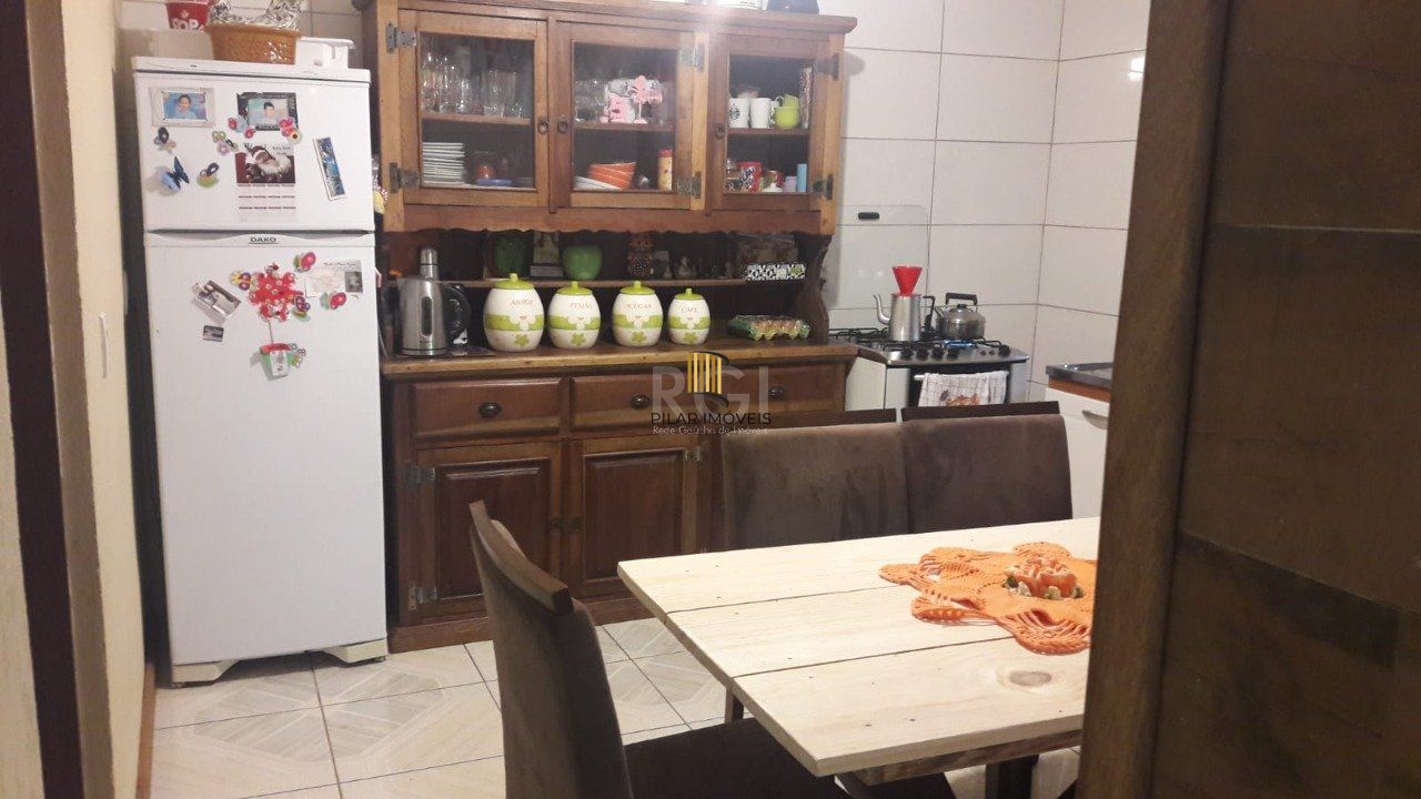 Casa para Venda - 94m², 3 dormitórios, 2 vagas - Agronomia, Porto Alegre