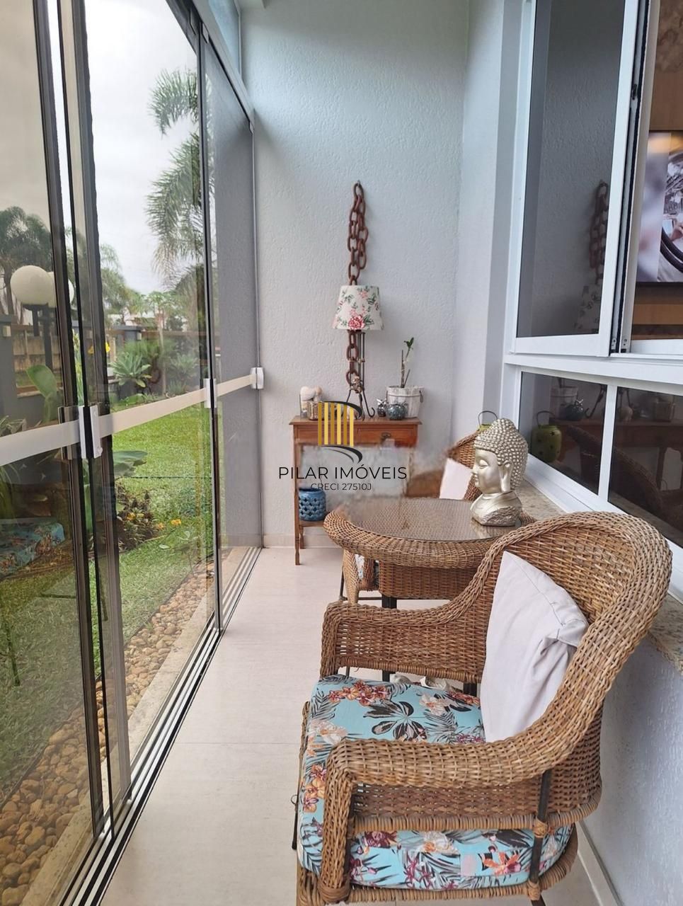Casa na praia  Xangri-la c 222m2 privados  , 3 dormit, 2 Suites semi mobiliada c piscina. aceita imóvel como parte do pagamento em Porto Alegre