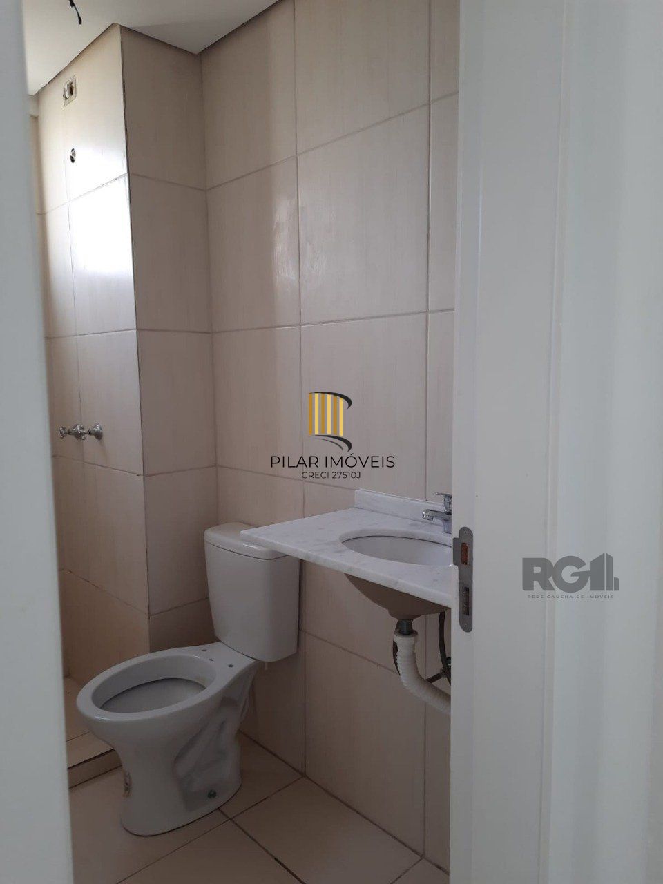 Apartamento com 2 quartos, vaga de garagem - 42,51m² no bairro Cavalhada, Porto Alegre/RS