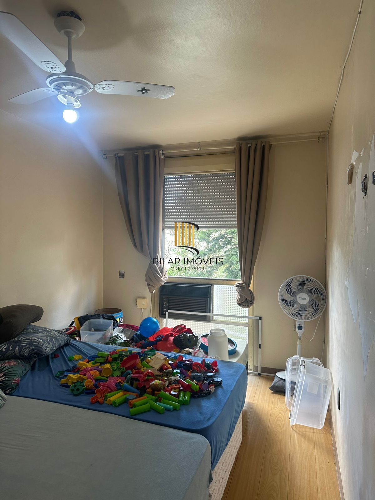Apartamento com 02 quartos no Bairro Humaitá