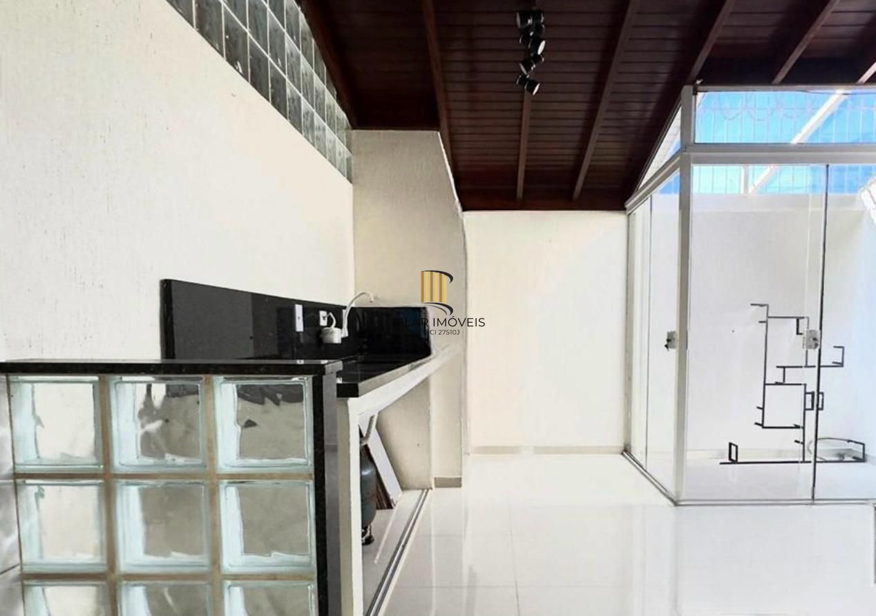 Casa em condominio , 2 dorm, 1 vaga, bairro Sarandi, condomínio Acapulco.