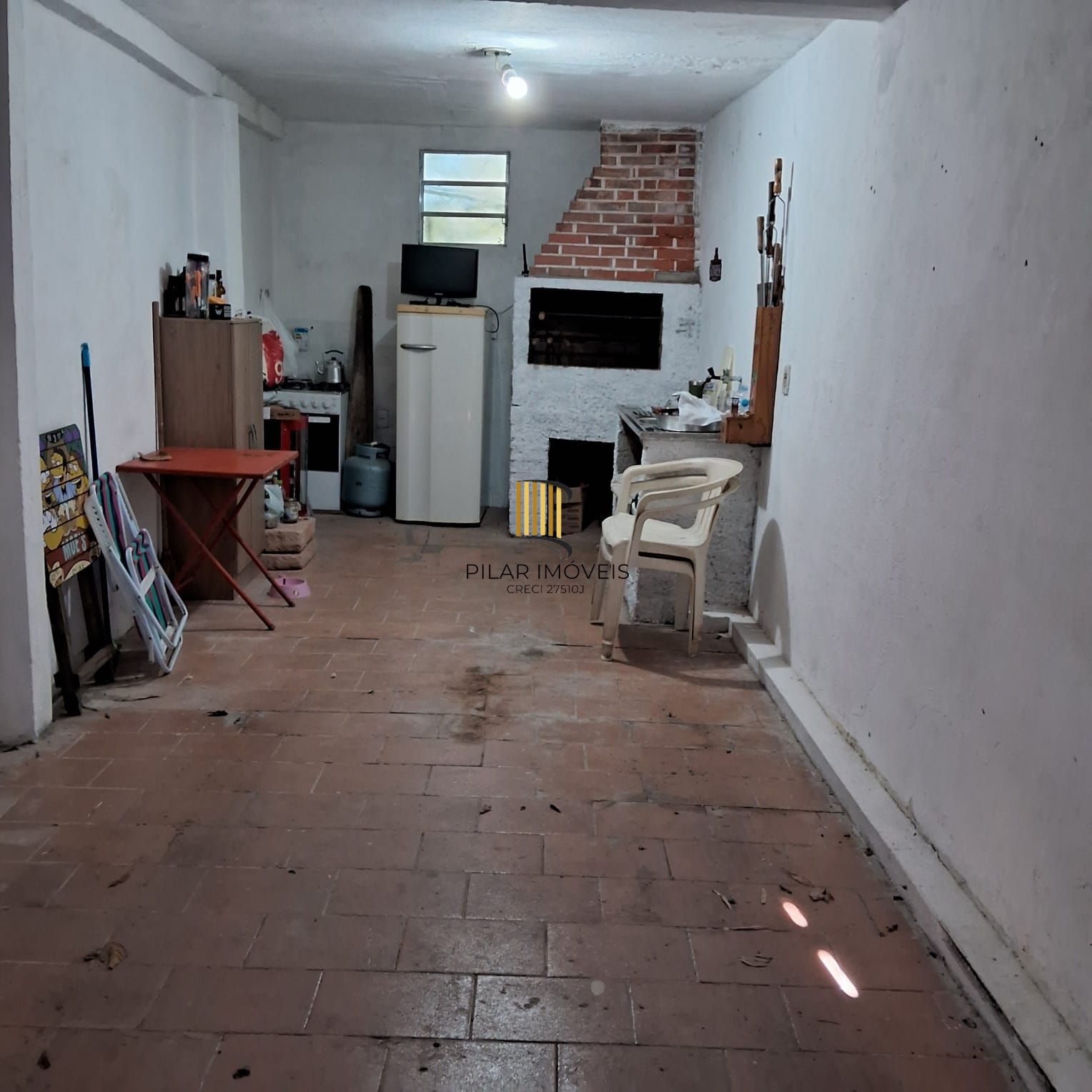 Apartamento com 01 Quarto e 01 vaga no Bairro Morro Santana