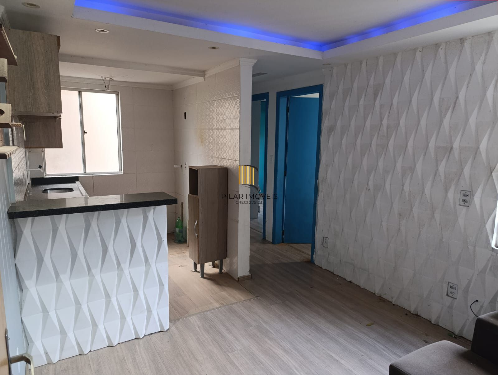 Apartamento de 2 dormitórios com vaga